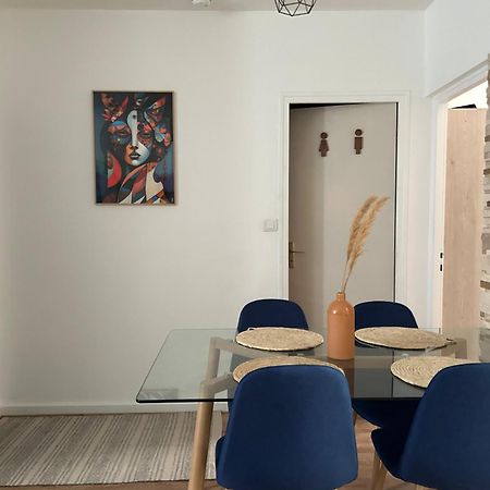 Yousra Appartement ポアティエ エクステリア 写真
