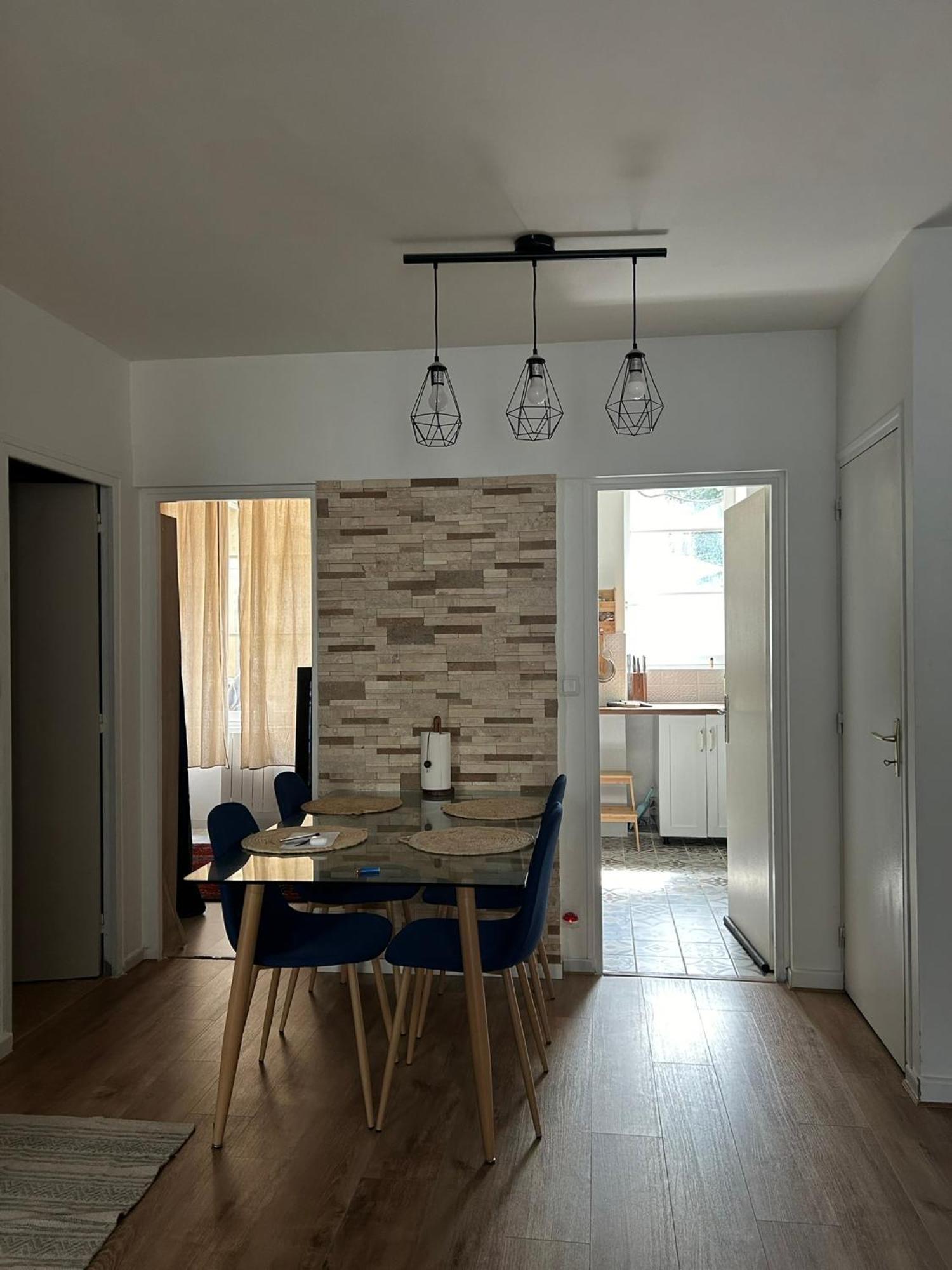 Yousra Appartement ポアティエ エクステリア 写真